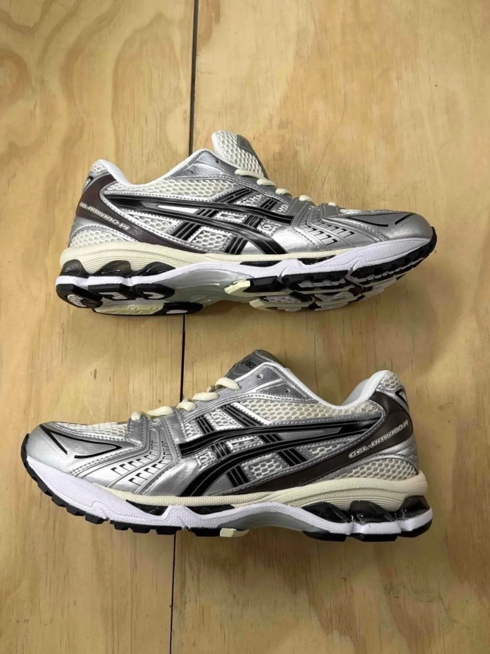 ASICS Gel-Kayano 14 “Silver Cream” (Cream/Black) – 1201A019-108